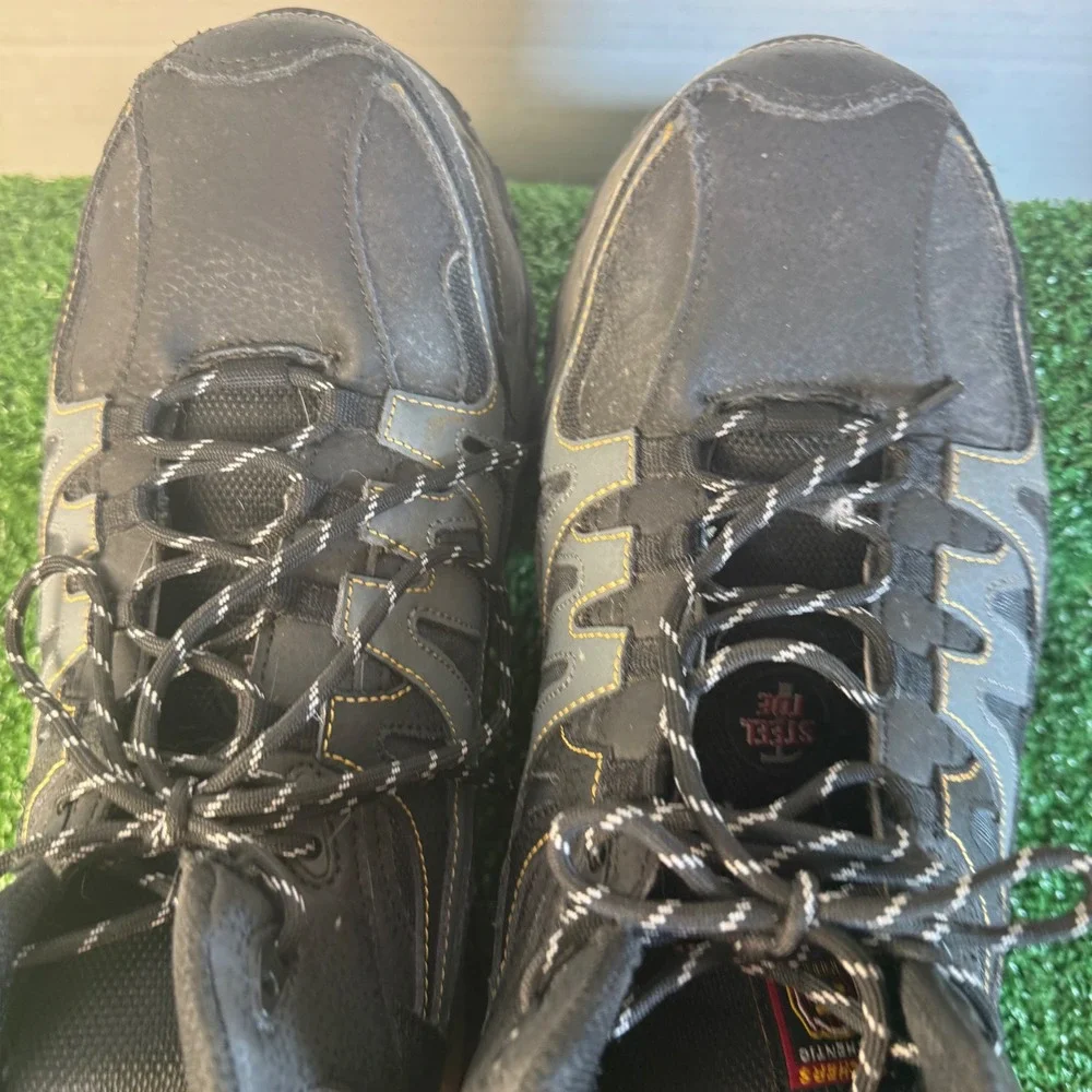 Skechers work steel